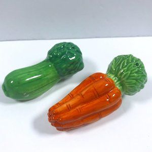 Novelty Carret and Celery Ceramic Salt & Pepper Shakers. 3 in long x 1 in tall
